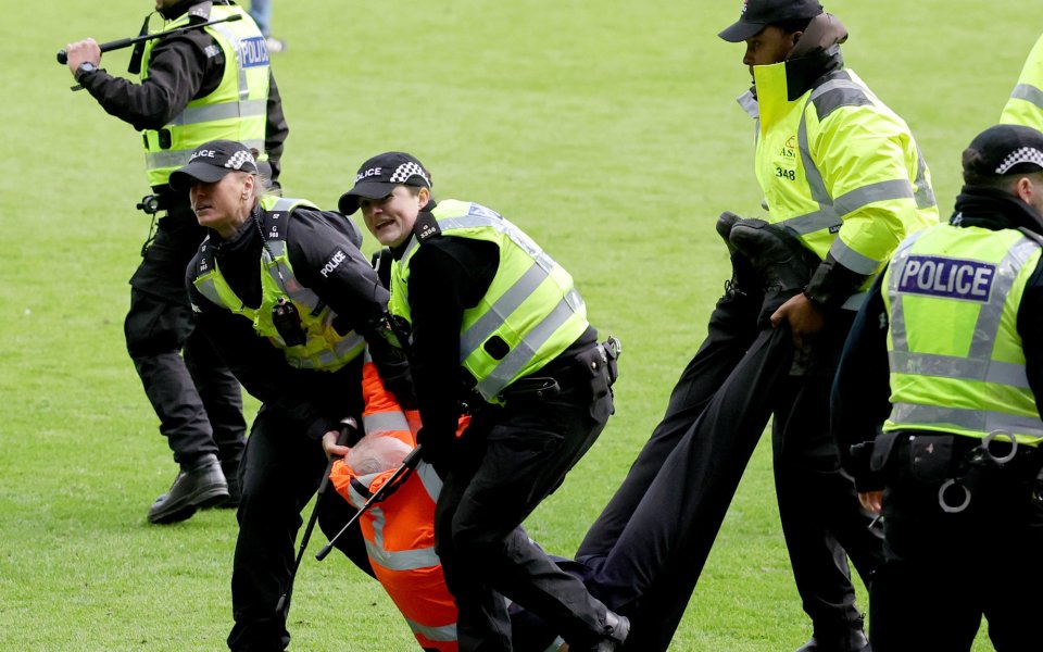 Девет арестувани след Рейнджърс - Селтик