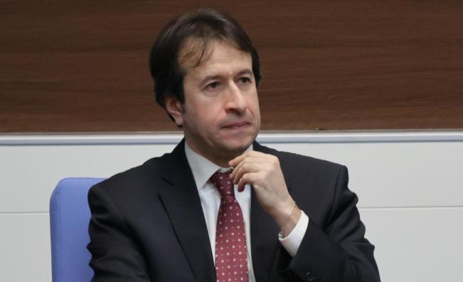 Исмаилов: Недопустимо е 60% от служителите на Български пощи да са на минимална заплата