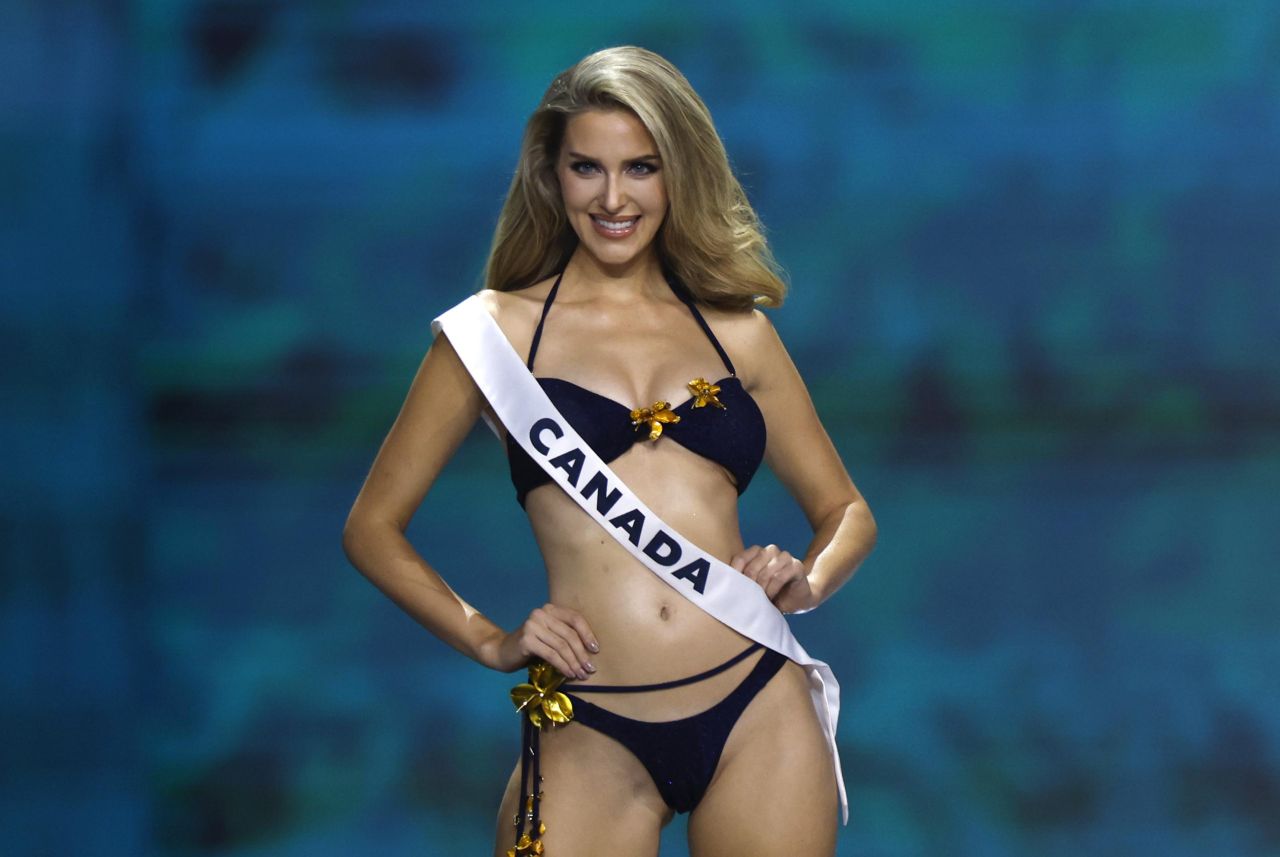 Изненада на „Мис Вселена“: Една от най-красивите жени в света крила голяма тайна на сцената