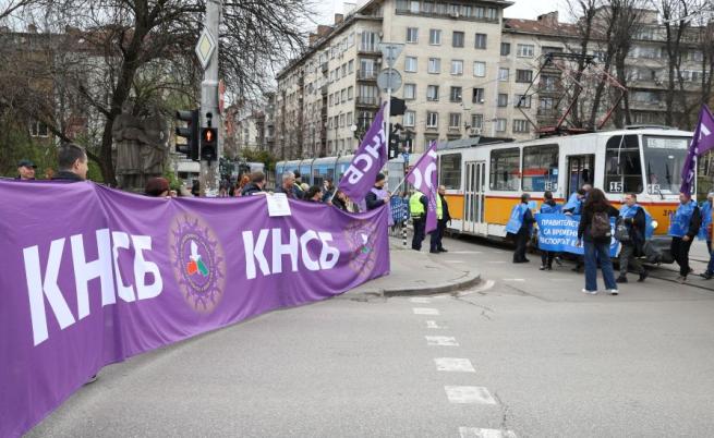 Напрежение в столичния градски транспорт: Синдикатите искат среща с властта, заплашват със стачки