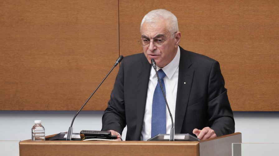 Министърът на електронното управление за изборите: Движим се по план