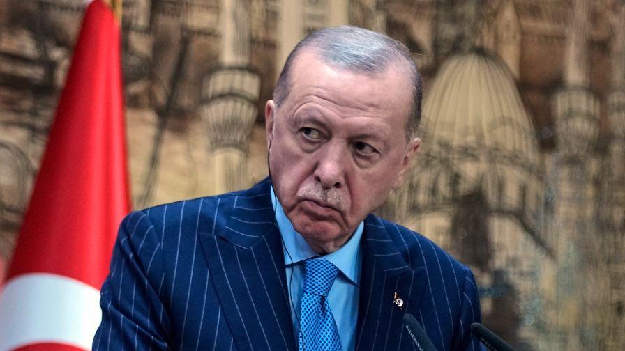 Ердоган: Войната трябва да бъде спряна преди да пламне целият регион