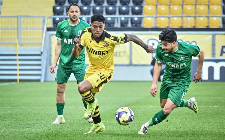 НА ЖИВО: Ботев Пловдив 1:1 Ботев Враца, бърза размяна на голове на 