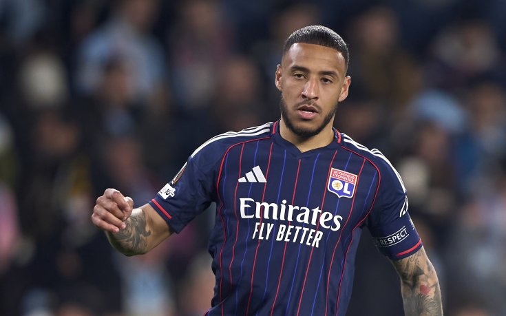 С 10 души Льо Авър удържа Лион