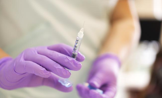 <p>Млада жена почина след уголемяване на гърдите с хиалурон</p>