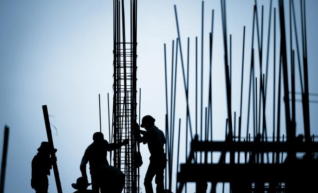 Почина работник, паднал от сграда в Бургас