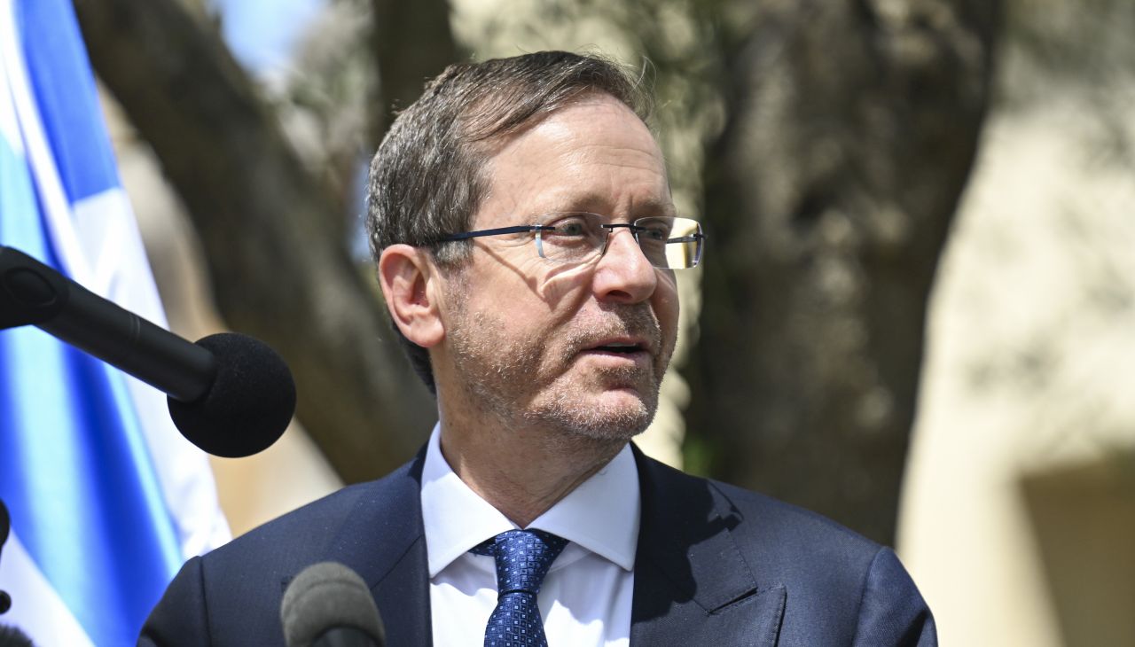 Кой е Ицхак Херцог: Президентът на Израел, който стои в сянката на Нетаняху