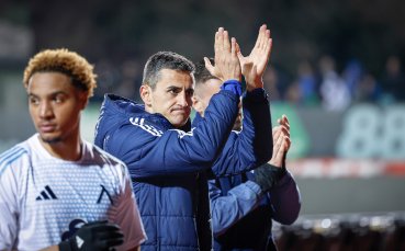 Крило се завръща в строя, но проблемите за капитана на Левски продължават