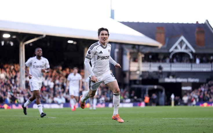 Фулъм надви Бърнли след обрат и мечтае за европейските клубни турнири