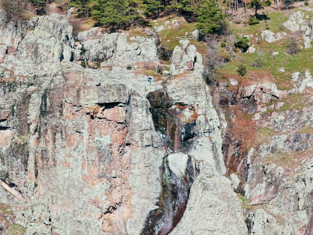 Водопадът на село Безводно