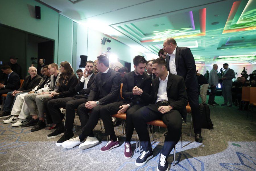 Футболист на Годината1