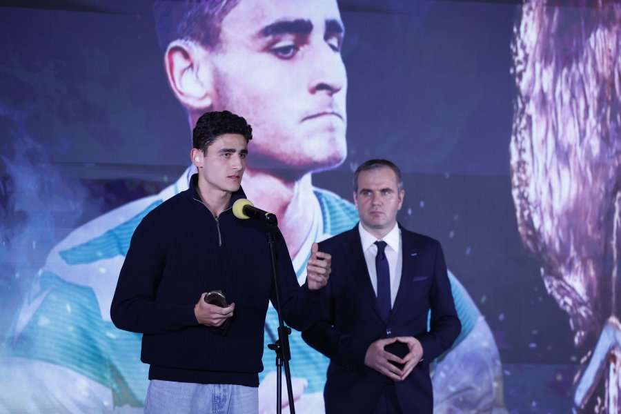 Футболист на Годината1