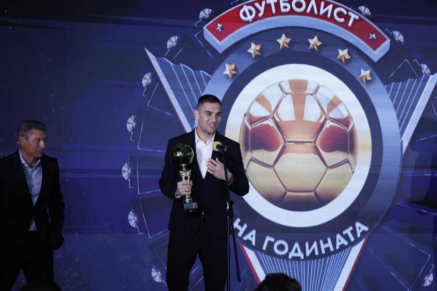 Футболист на Годината1