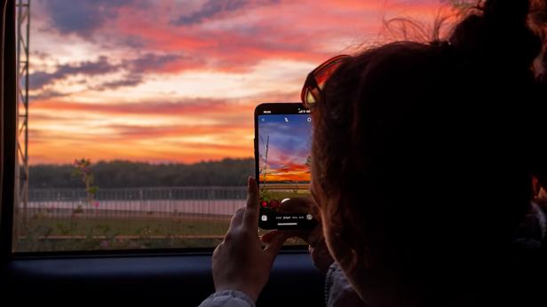 Дунавски залез спечели фотоконкурс за времето в Добрич
