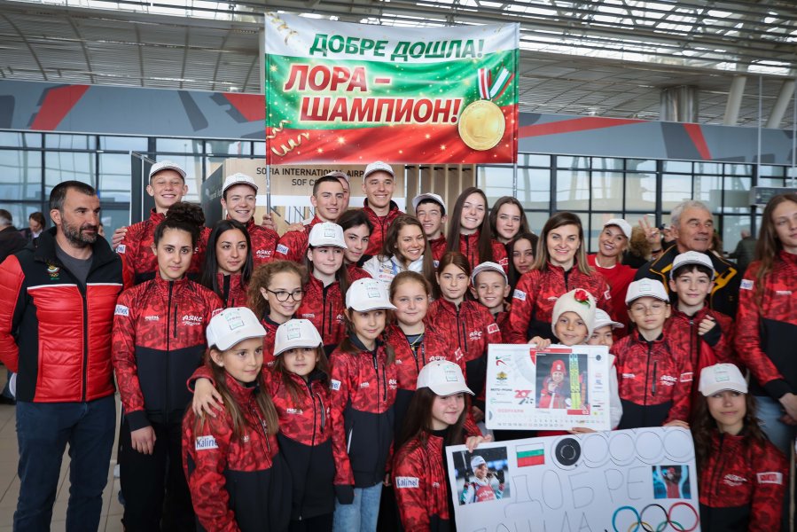 Лора Христова се завърва в България след Зимните олимпийски игри1