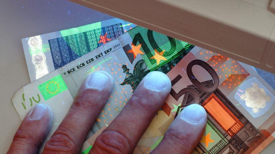 След акцията на ГДБОП: Откриха още 200 000 евро фалшива валута и 1 кг кокаин в Пазарджик