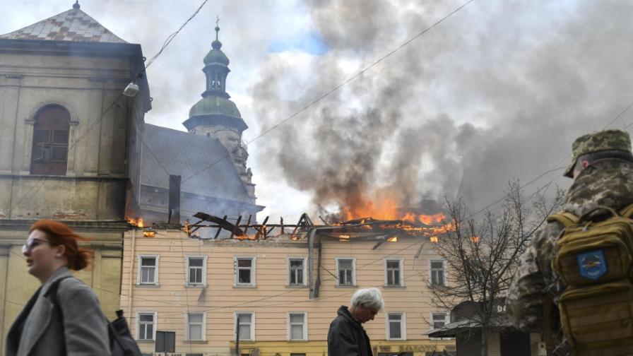 Украйна отговори на удара с масирана атака срещу Русия