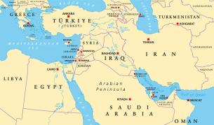 Иран обяви, ако САЩ нахлуе, ще удари Червено море