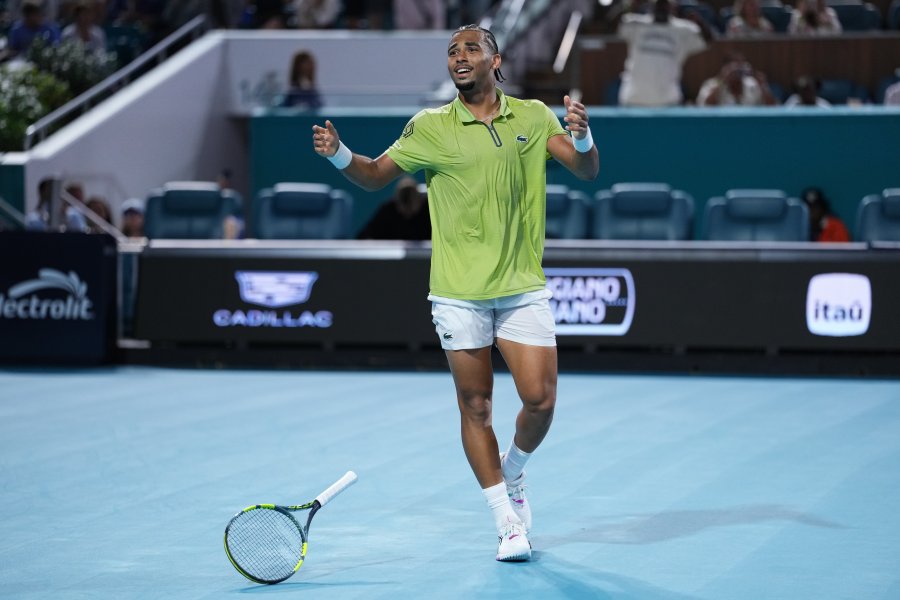 Томи Пол Артюр Фис1