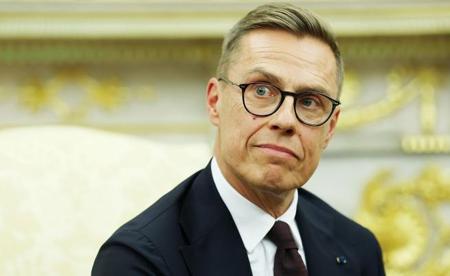 „Иран не е моята война! Украйна е моята война“ – Александър Стуб отряза Тръмп