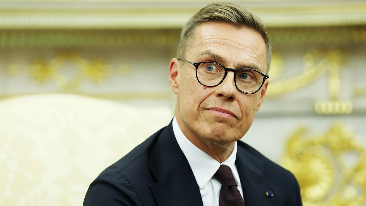 „Иран не е моята война! Украйна е моята война“ – Александър Стуб отряза Тръмп