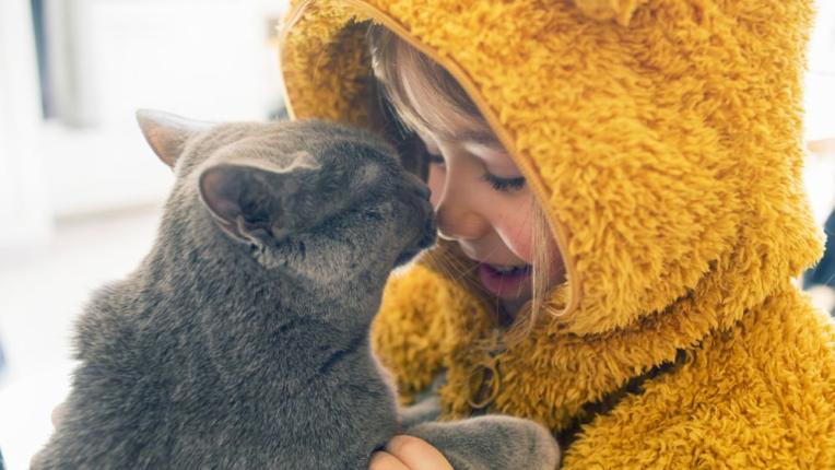 На каква възраст детето е готово за домашен любимец?