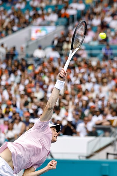 Иржи Лехечка Яник Синер1