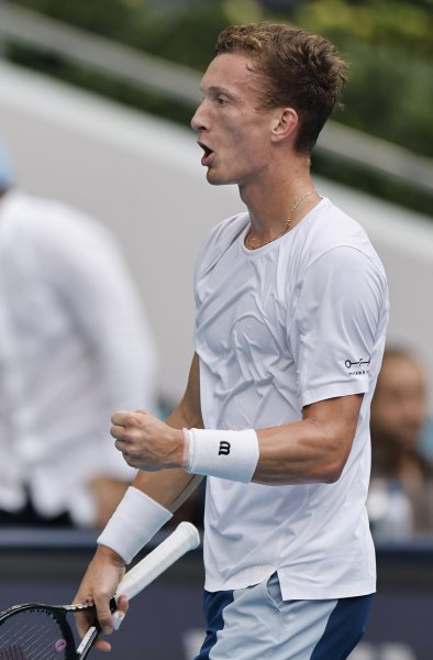 Иржи Лехечка Яник Синер1