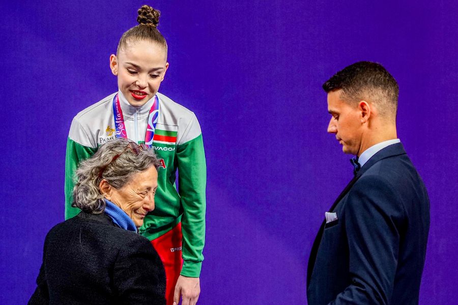 <p>Финалите на отделните уреди на Световната купа по художествена гимнастика.</p>