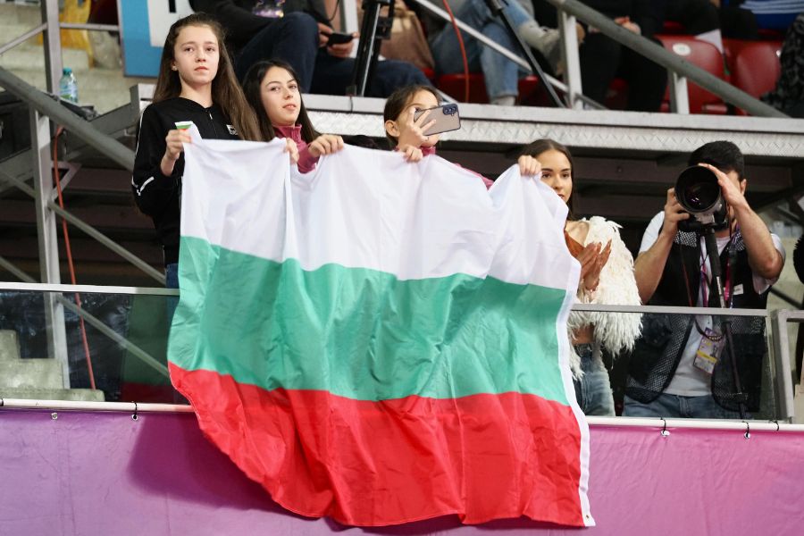 <p>Финалите на отделните уреди на Световната купа по художествена гимнастика.</p>