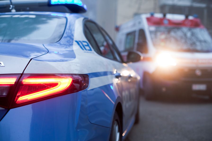 Задържаха 17-годишен, планирал масово убийство в училище в Италия