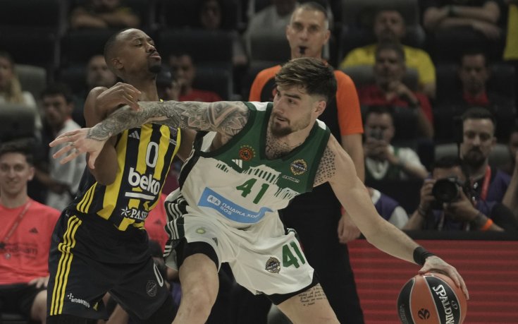 Панатинайкос ще може да използва две от звездите си в София