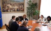 Критична среща за РС Македония при президента Йотова