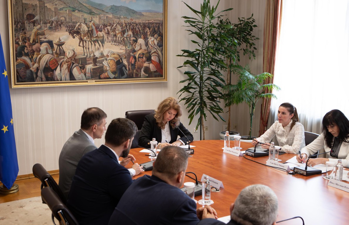 Критична среща за РС Македония при президента Йотова