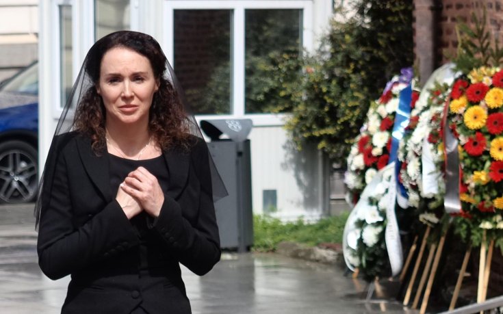 Мария Петрова трогна всички с поклон и емоционално благодаря