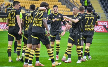 Ботев Пловдив разпиля Спартак на „Колежа“