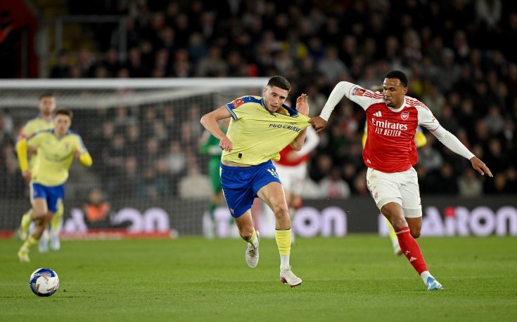 НА ЖИВО: Саутхемптън - Арсенал 2:1, Шей Чарлз бележи