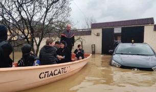 Водно бедствие в Русия, загинали и хиляди евакуирани