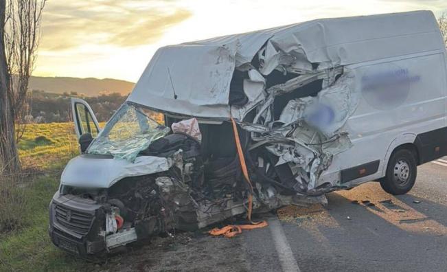 Тежка катастрофа с жертва затвори пътя София – Варна