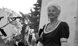 Почина българската народна певица Янка Рупкина