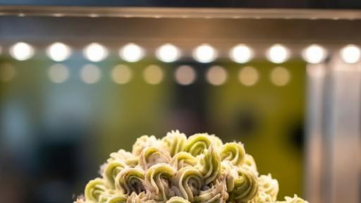 <p>Шега със "зловещо агнешко" превърна сладкарница в хит</p>