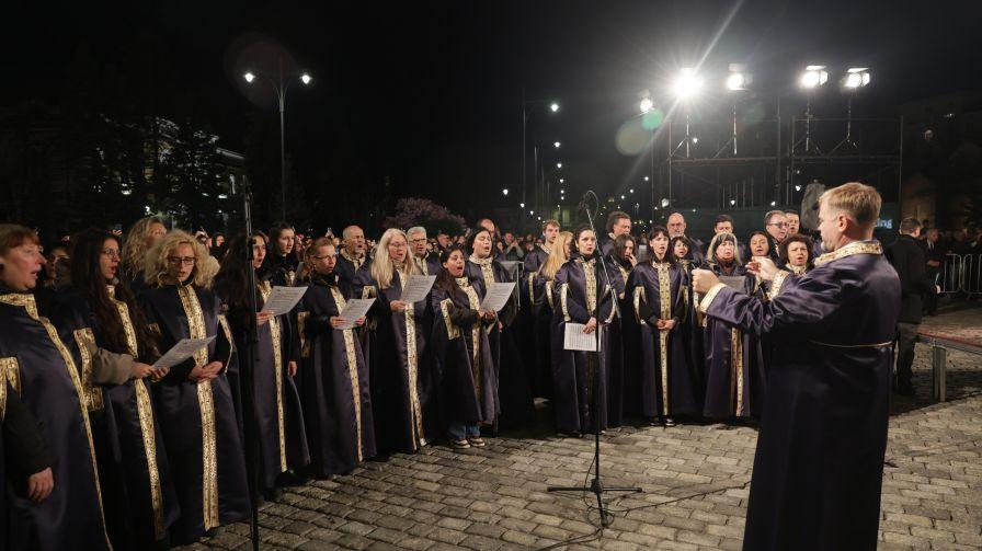 Българският патриарх и Софийски митрополит Даниил възвести Христовото Възкресение и