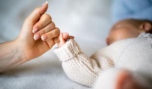 Бебешки сън: Петте мита, които причиняват ненужен стрес на родителите