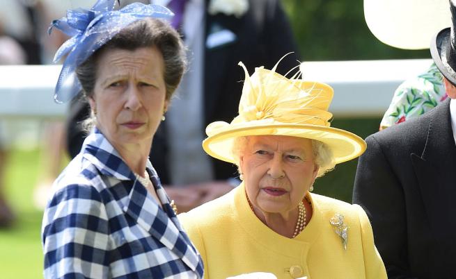 Кралски разкрития: Жестокото темпо, което плашеше кралица Елизабет II