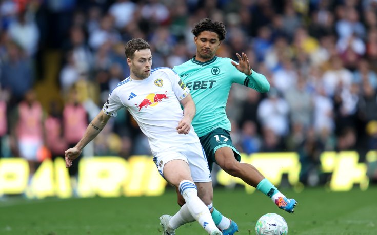 НА ЖИВО: Лийдс – Уулвс 2:0, Илия Груев влезе в игра