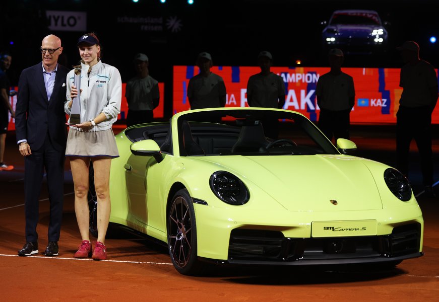 Елена Рибакина Каролина Мухова1