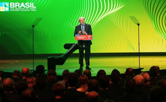 Бразилският президент с остра атака срещу САЩ - войната в Иран е 