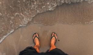 Мъжки джапанки - водещи тенденции и комфорт за плажния сезон