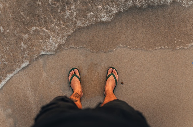 Мъжки джапанки - водещи тенденции и комфорт за плажния сезон