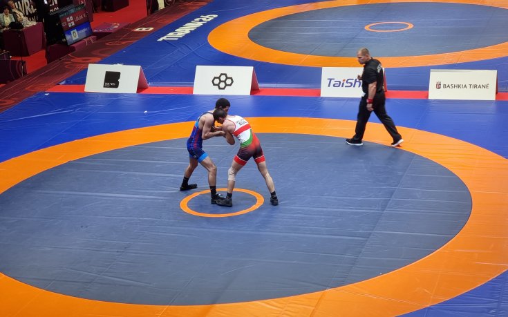 Стефан Григоров се окичи с бронзов медал от Европейското първенство по борба